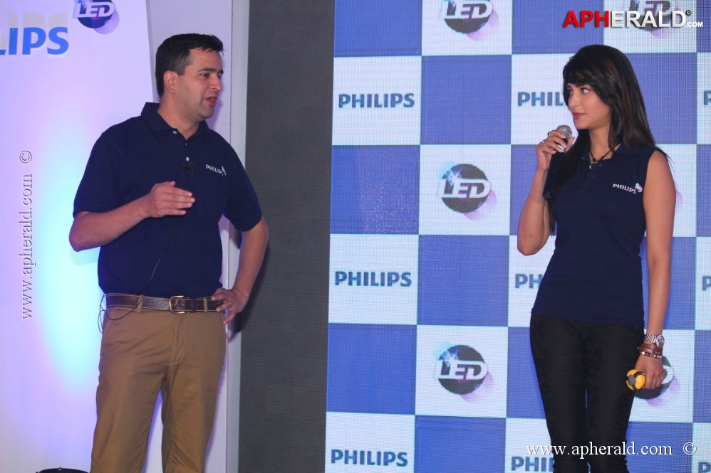 Shruti Hassan Launches Philips LED Light