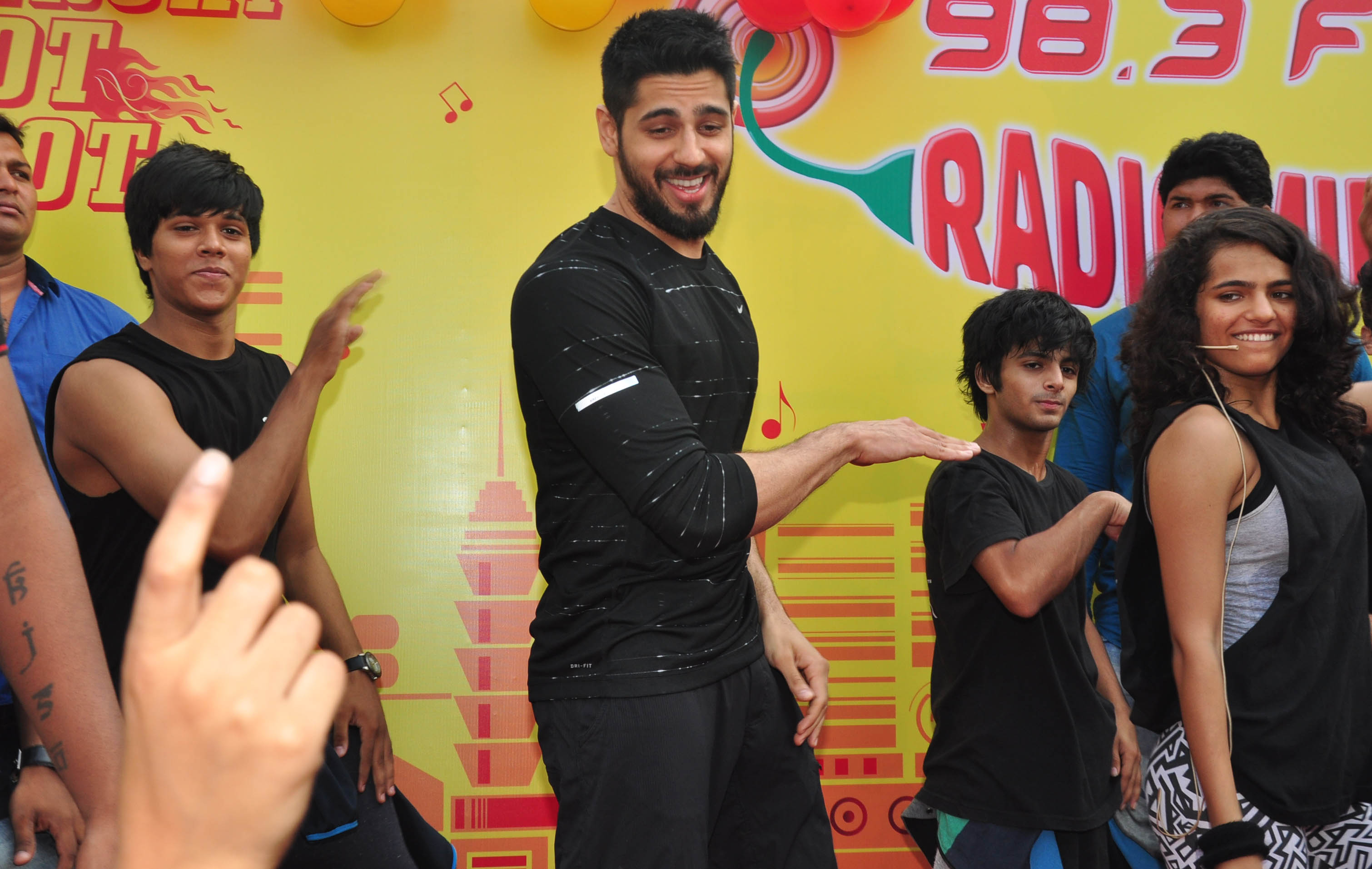 Sidharth Malhotra Cycles at The Equal Street Movement