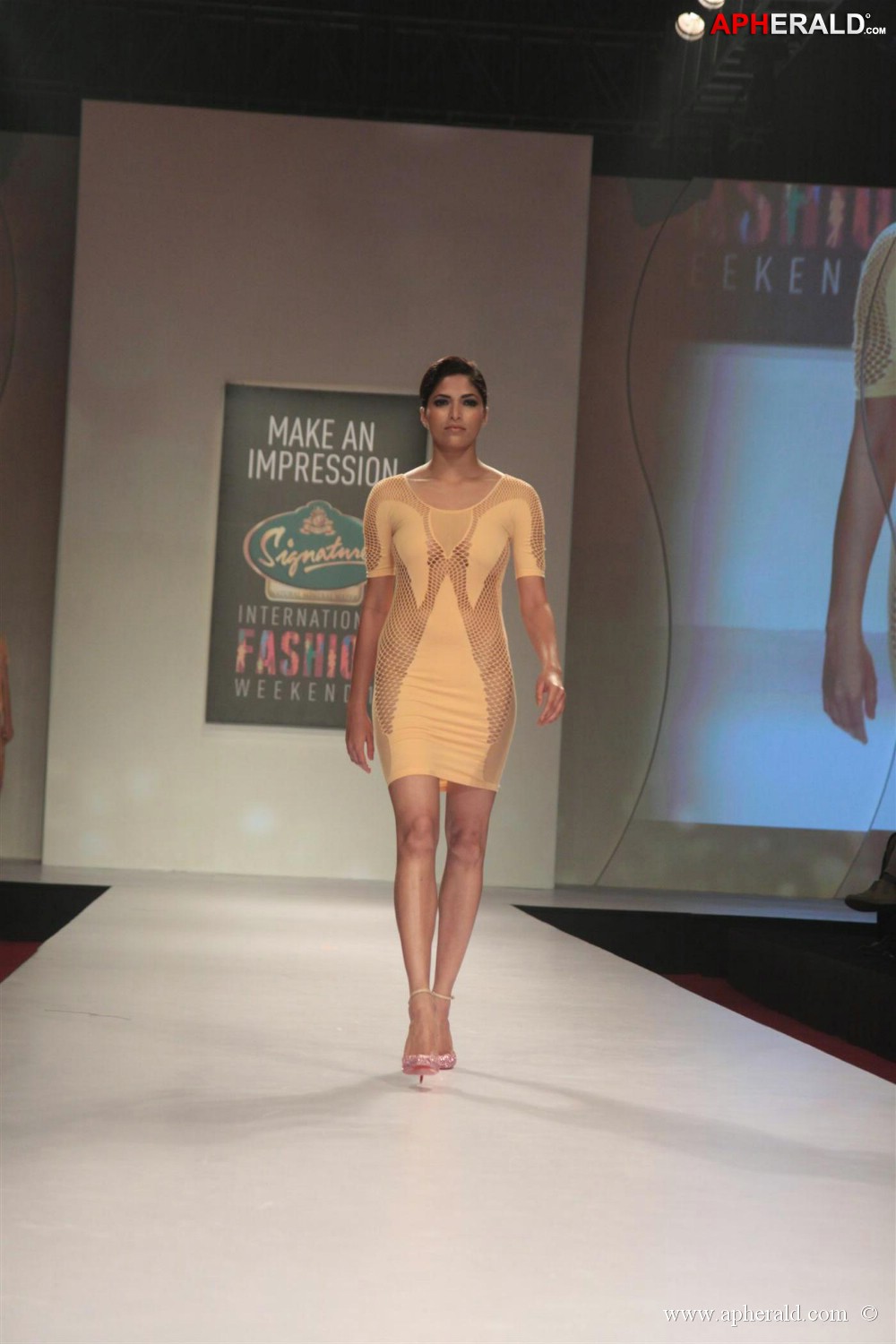 Sonam Kapoor at Signature International Fashion Weekend