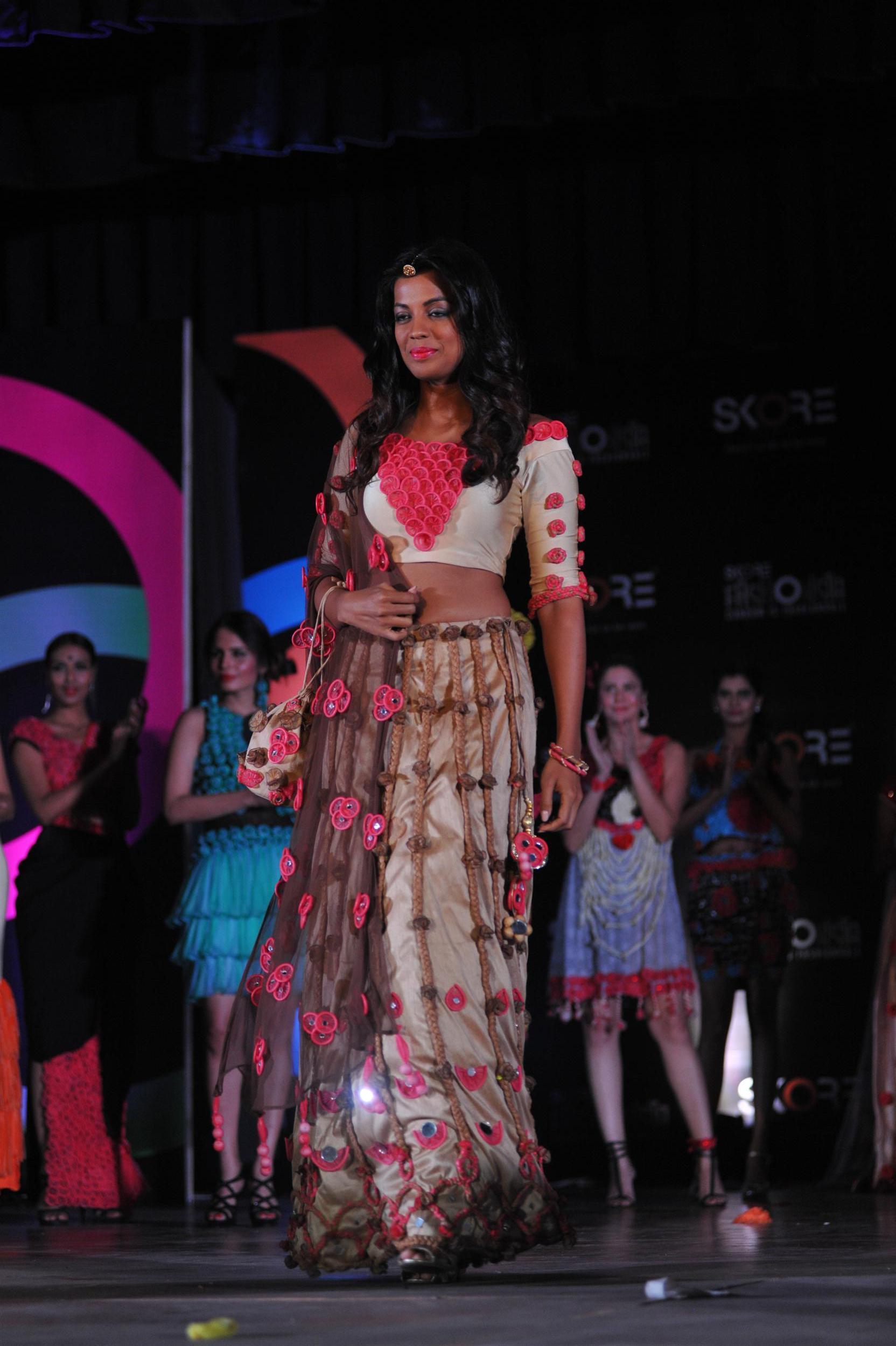 Skore Fashionista Condom Fashion Show