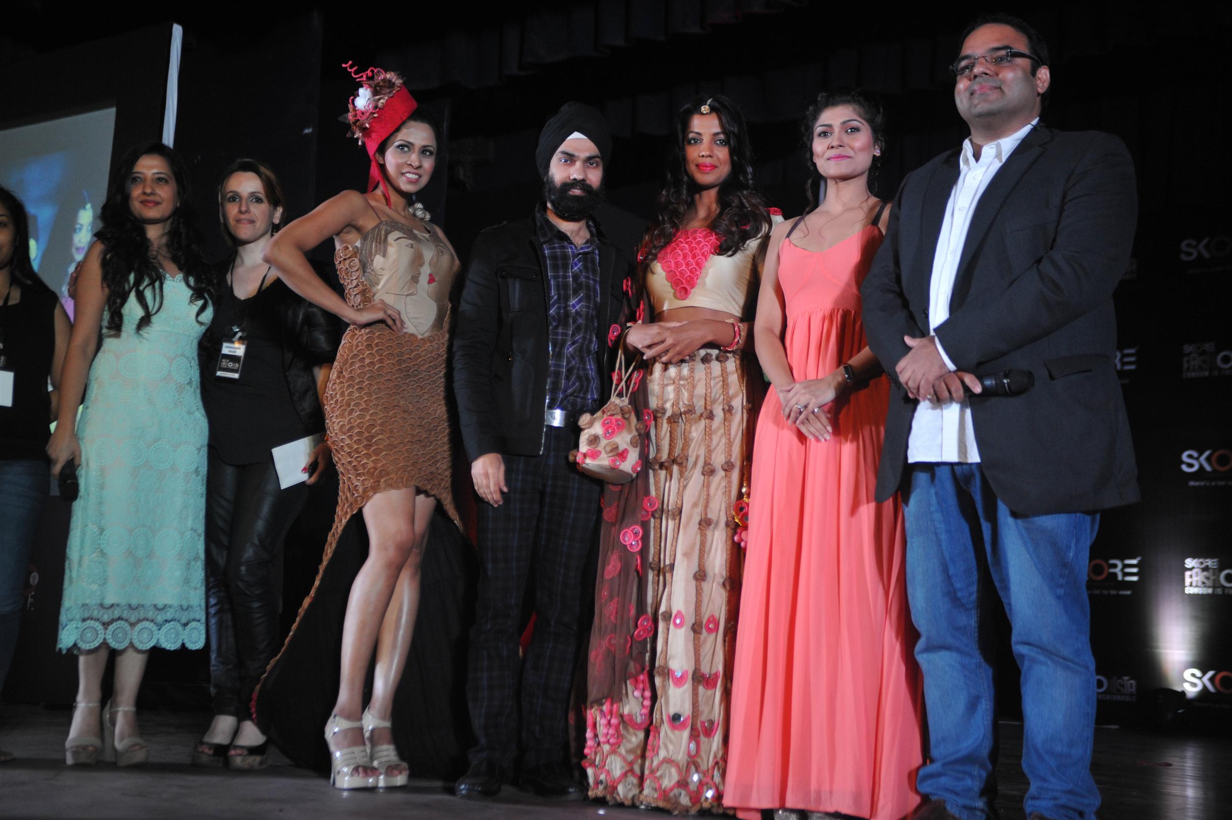 Skore Fashionista Condom Fashion Show