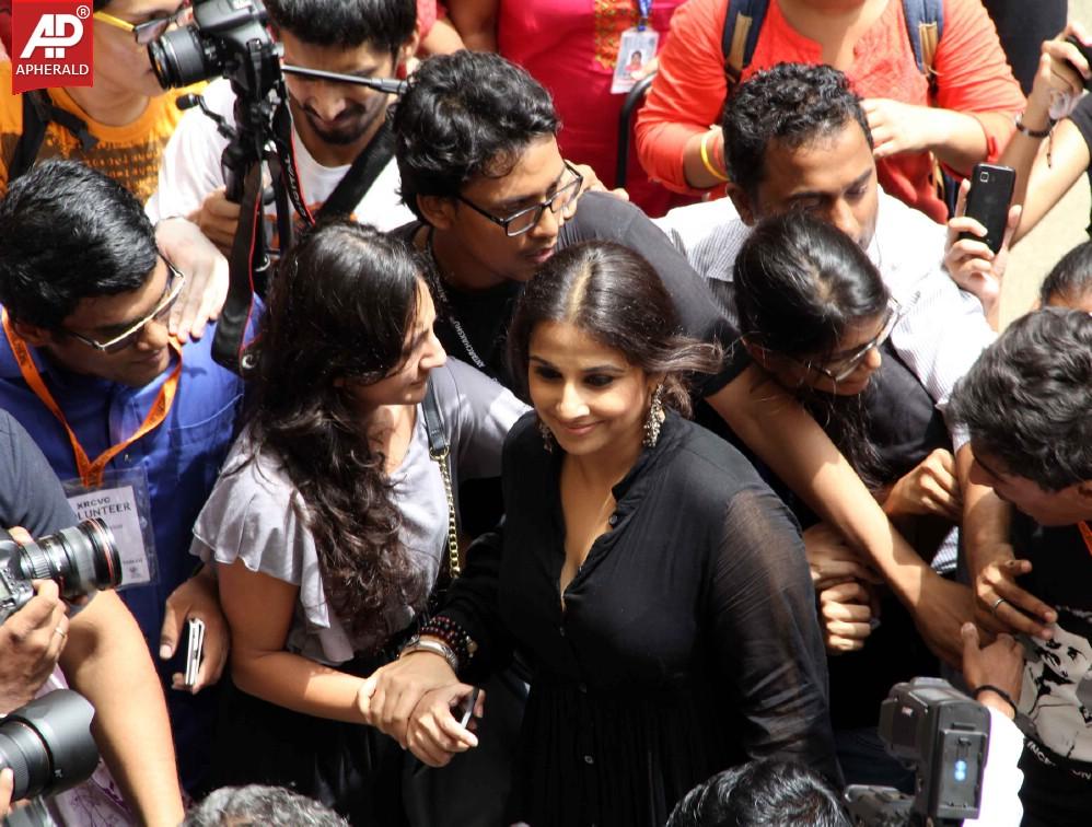 Vidya Balan Launch 'Smartcane' For The Visually Impaired