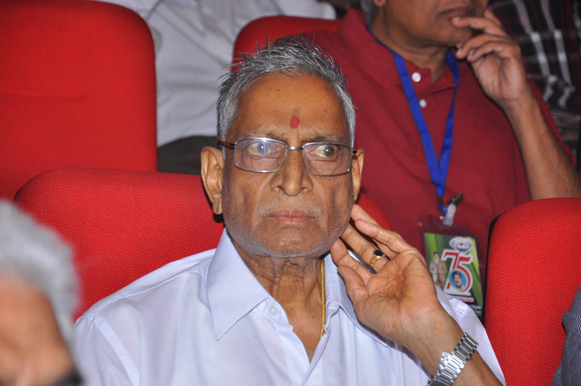 Sobhan Babu Vajrothsava Veduka