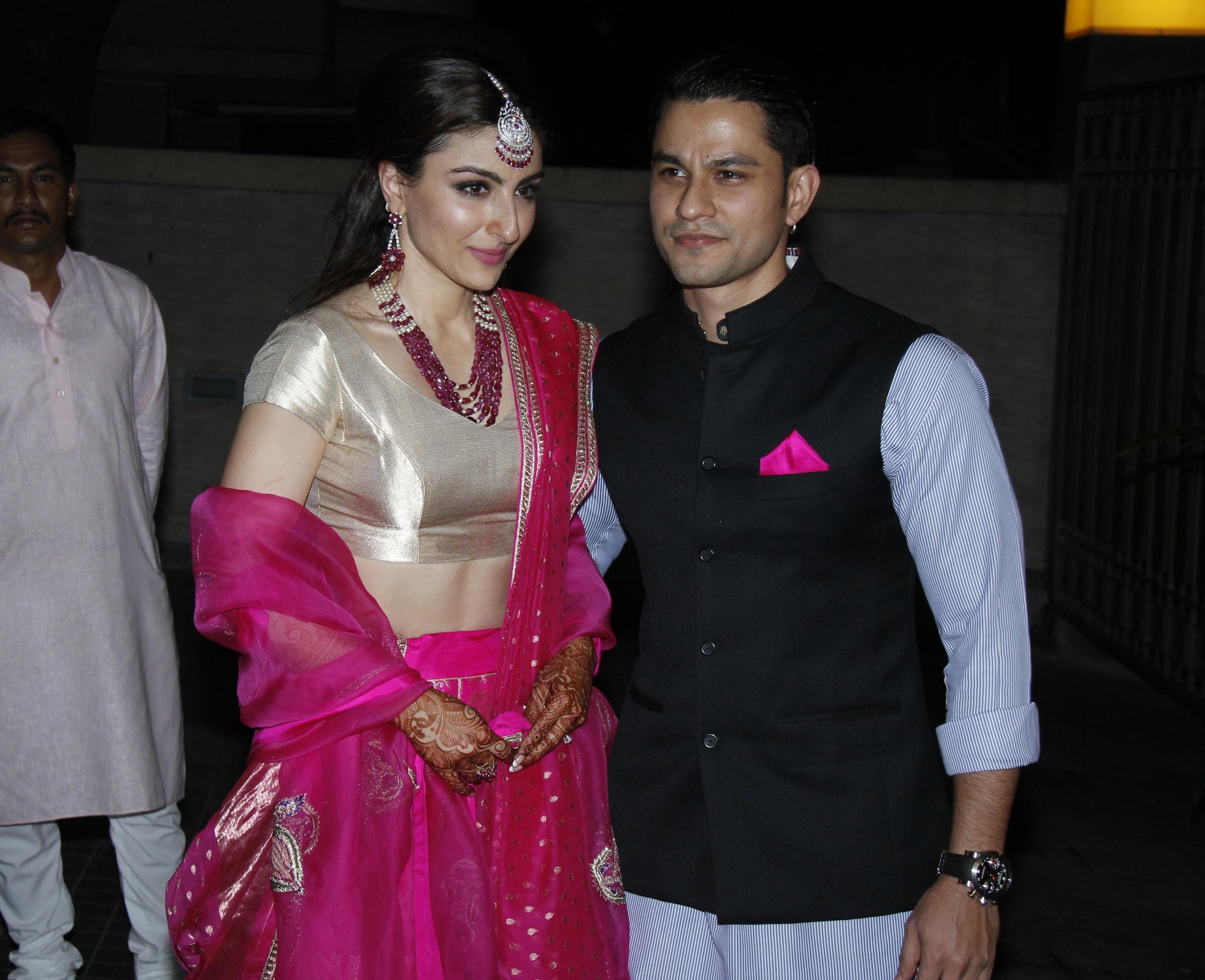 Soha Ali Khan Kunal Khemus Wedding Reception