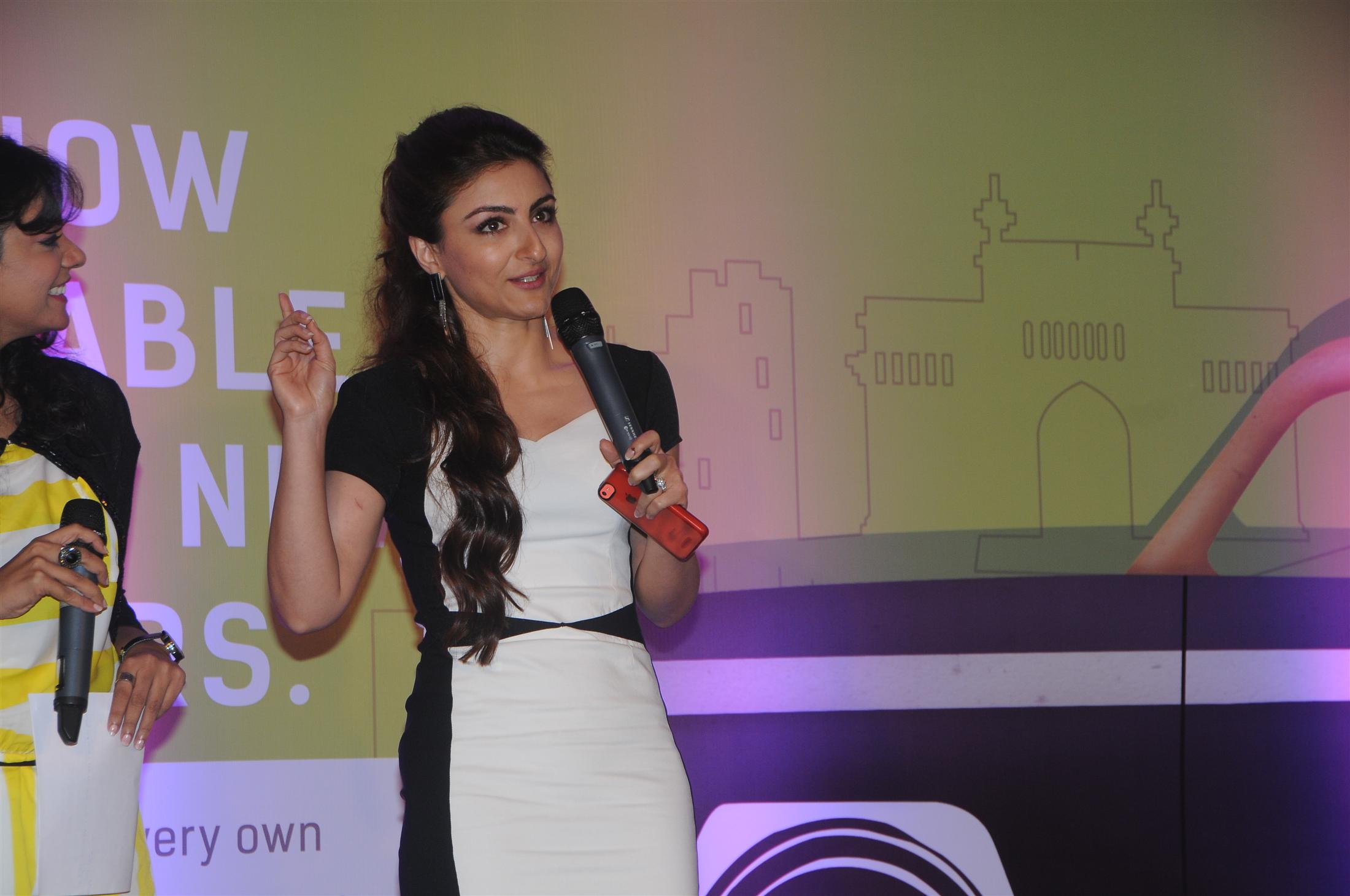 Soha Ali Khan Launch Ola Cabs Smart App