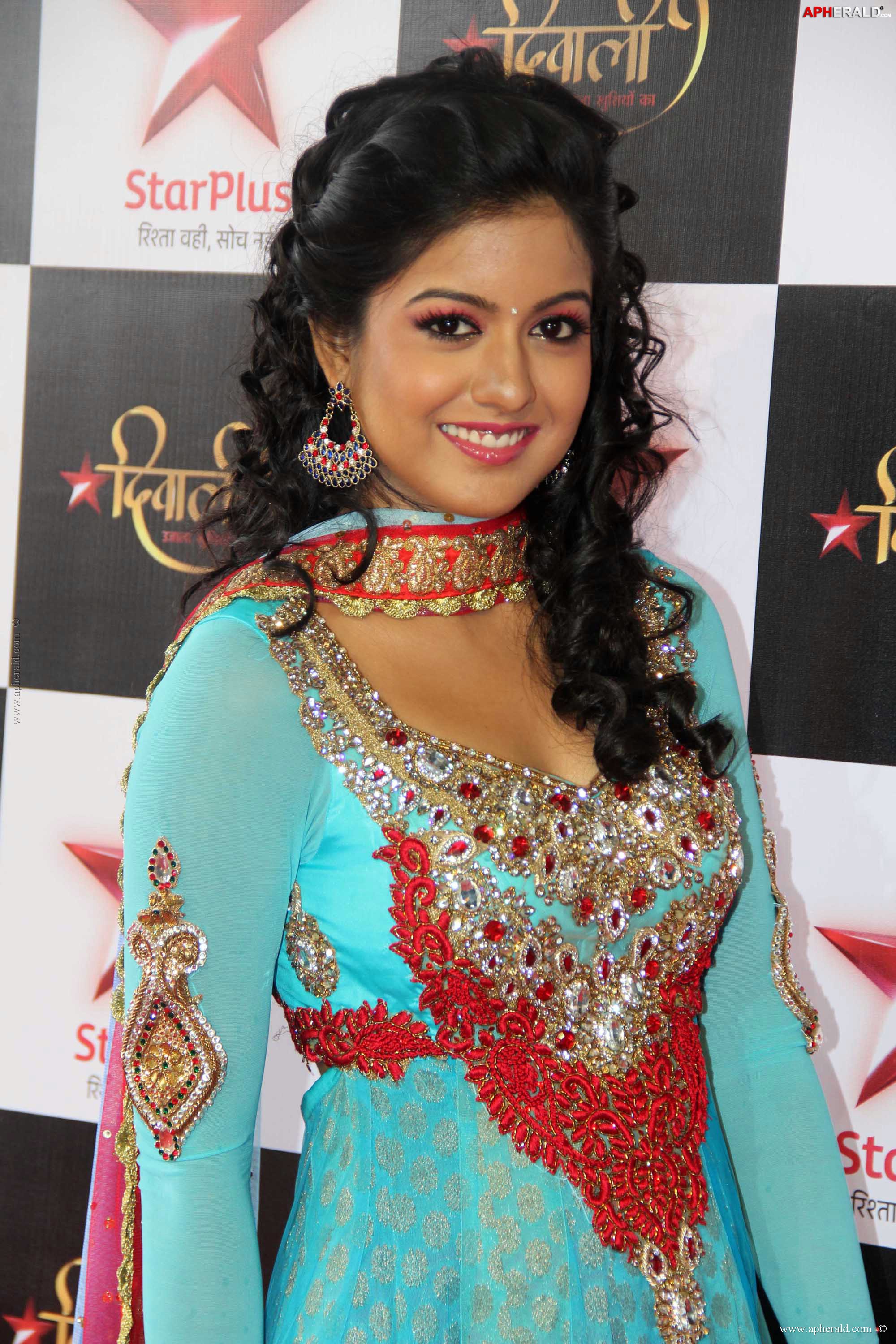 Sonakshi Sinha at Star Plus Diwali