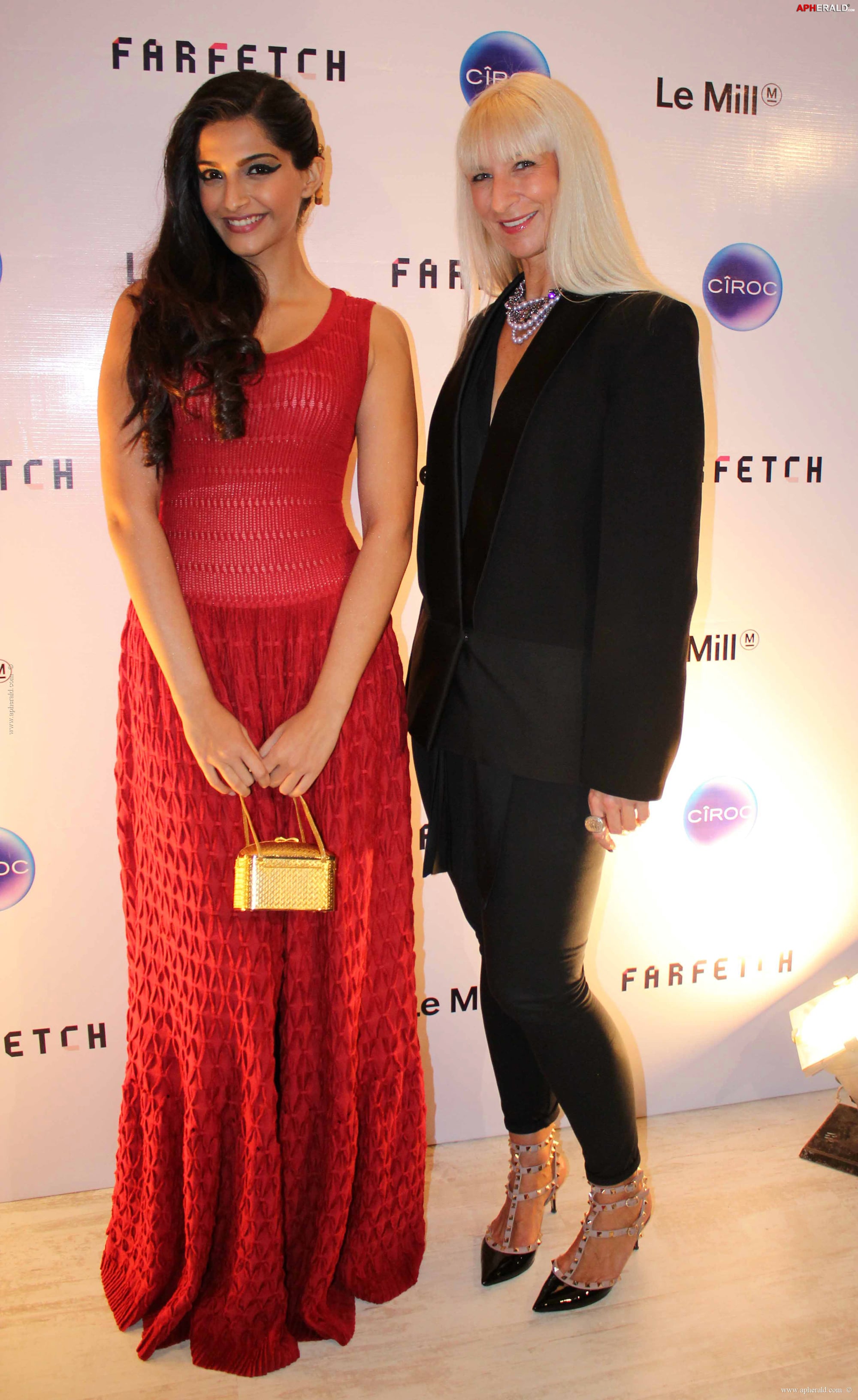 Sonam Kapoor at Farfetch Le Mill bash