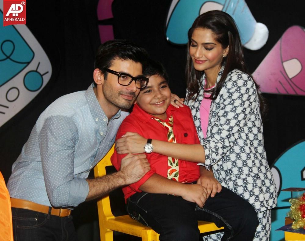 Sonam Kapoor n Fawad Khan On Sets Of Disney Show Captain Tiao