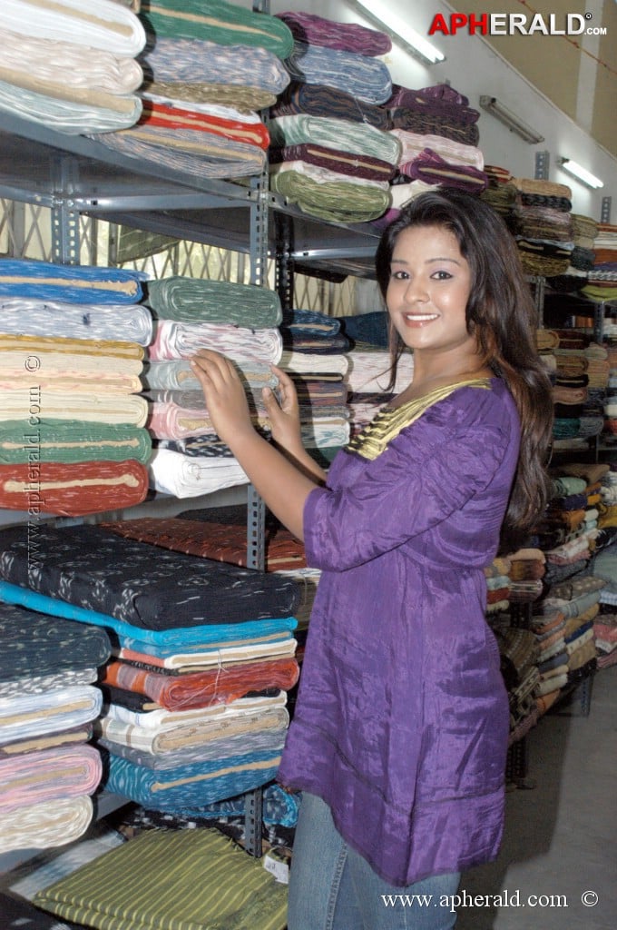 Soujanya at Ikat Art Mela