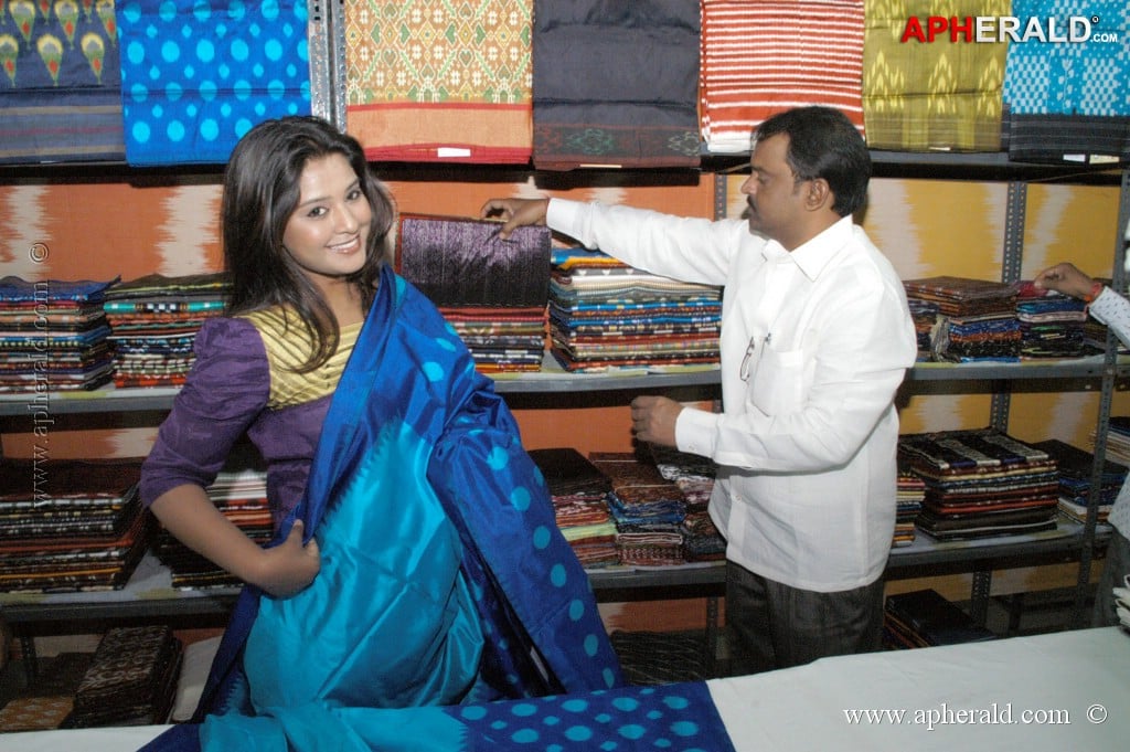 Soujanya at Ikat Art Mela