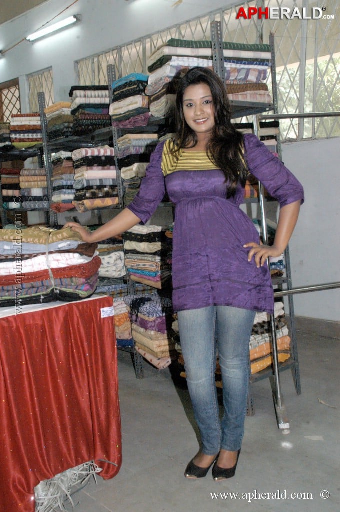 Soujanya at Ikat Art Mela