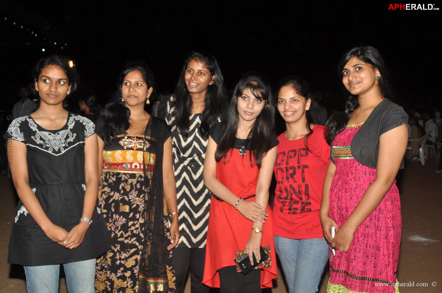 Sri Ramachandra troupe rocks with live concert