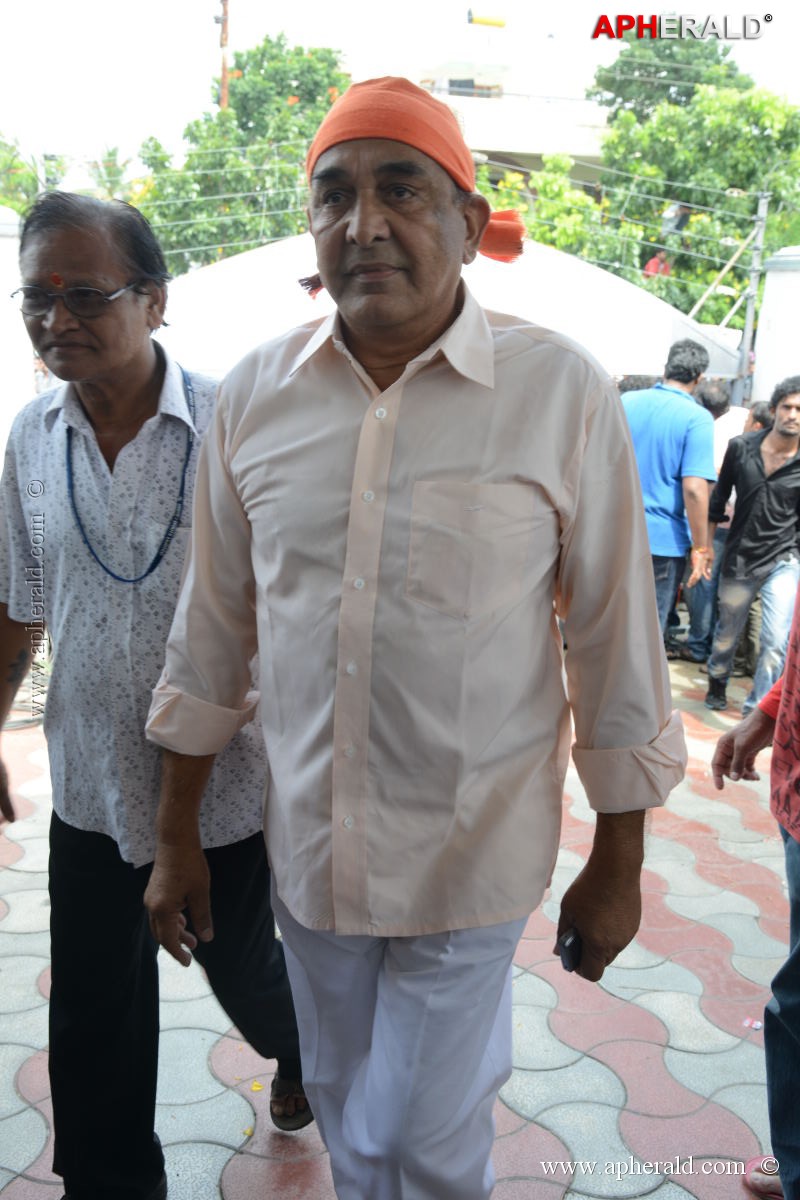 Srihari Condolence Photos 4