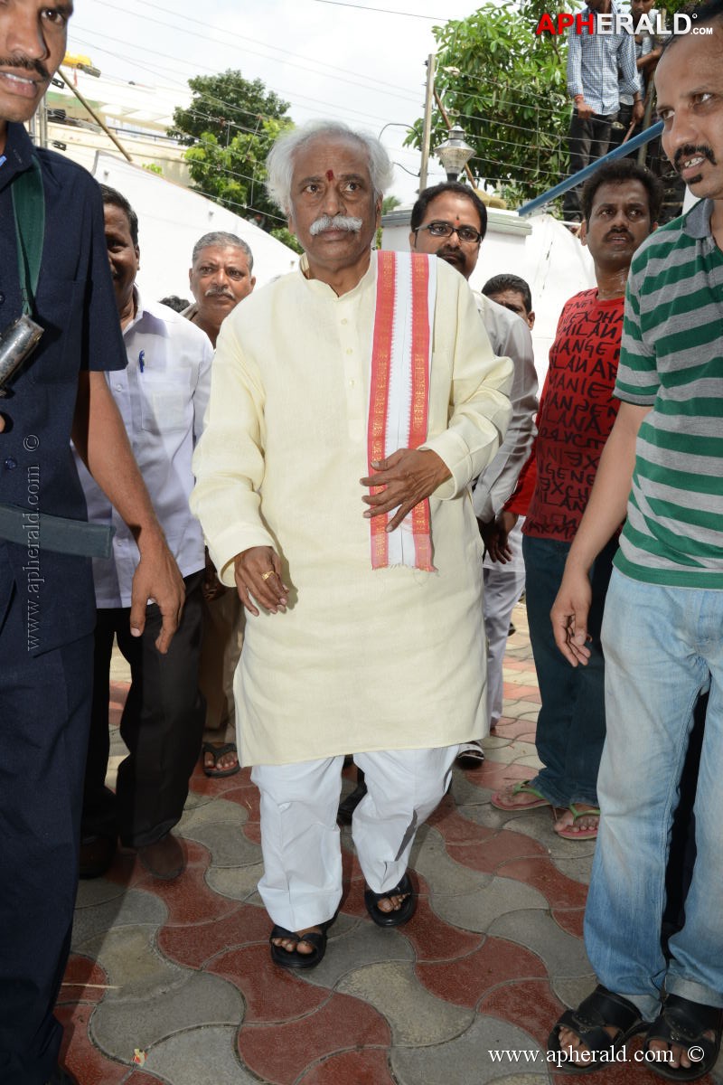 Srihari Condolence Photos 4