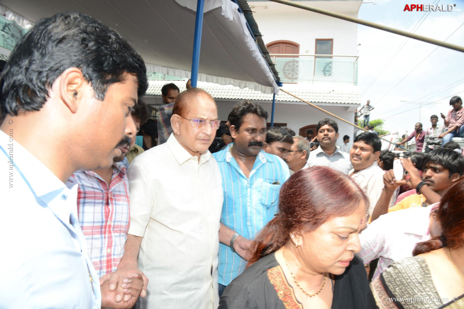 Srihari Condolence Photos 4