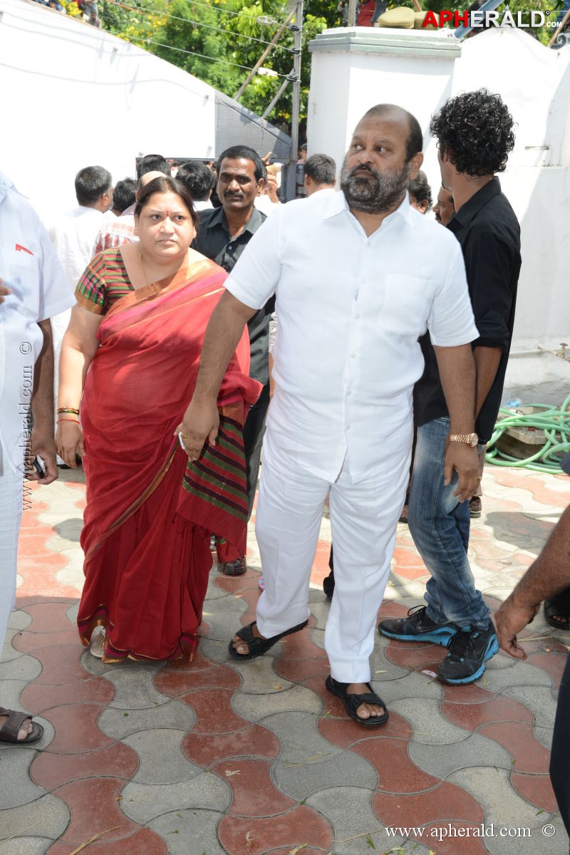 Srihari Condolence Photos 4