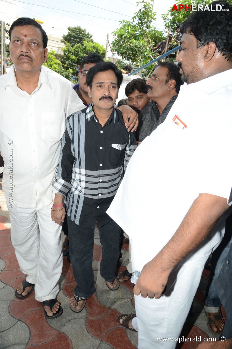 Srihari Condolence Photos 4