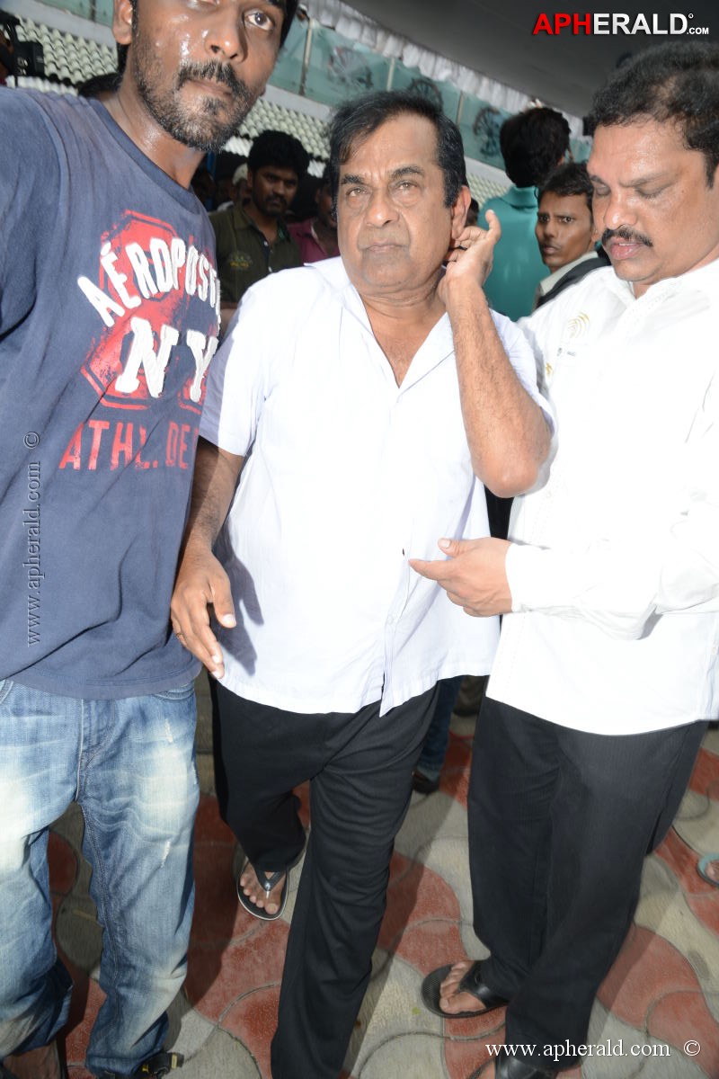 Srihari Condolence Photos 4