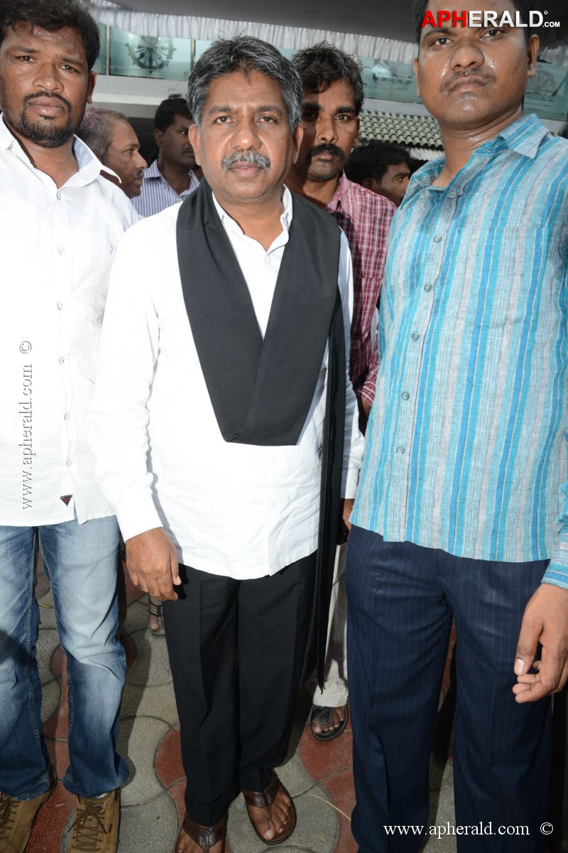 Srihari Condolence Photos 4