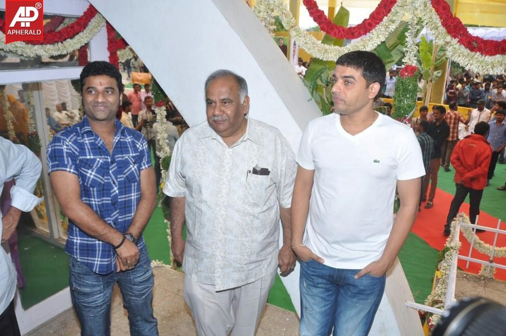 Srinivas Boyapathi Movie Opening