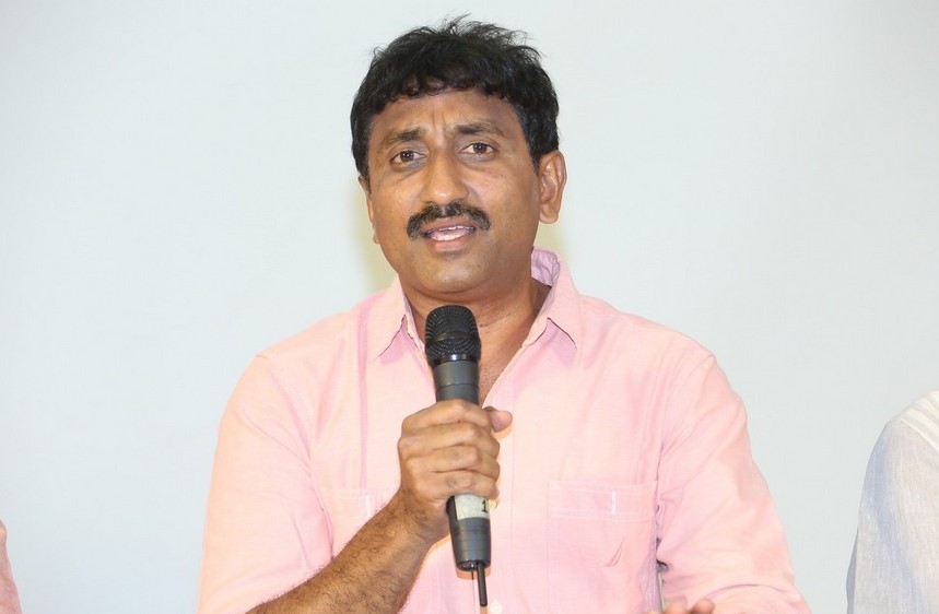 Srinu Vaitla Controversy Press Meet