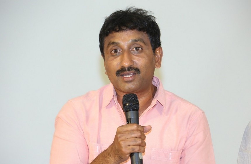 Srinu Vaitla Controversy Press Meet