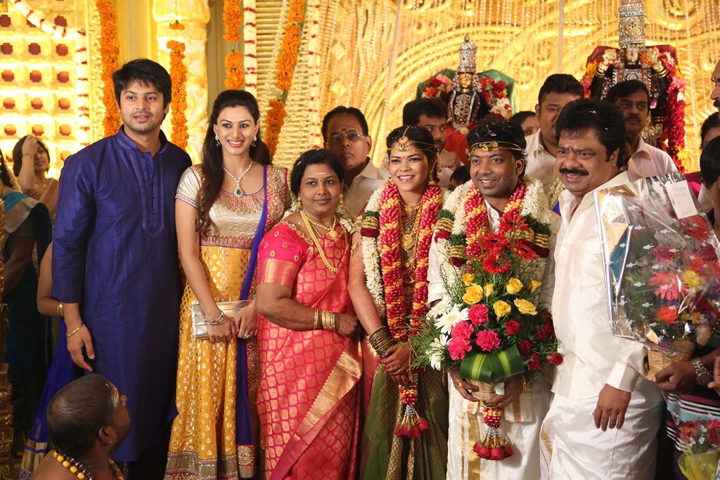 Stars At Actor Pandiarajan Son Wedding