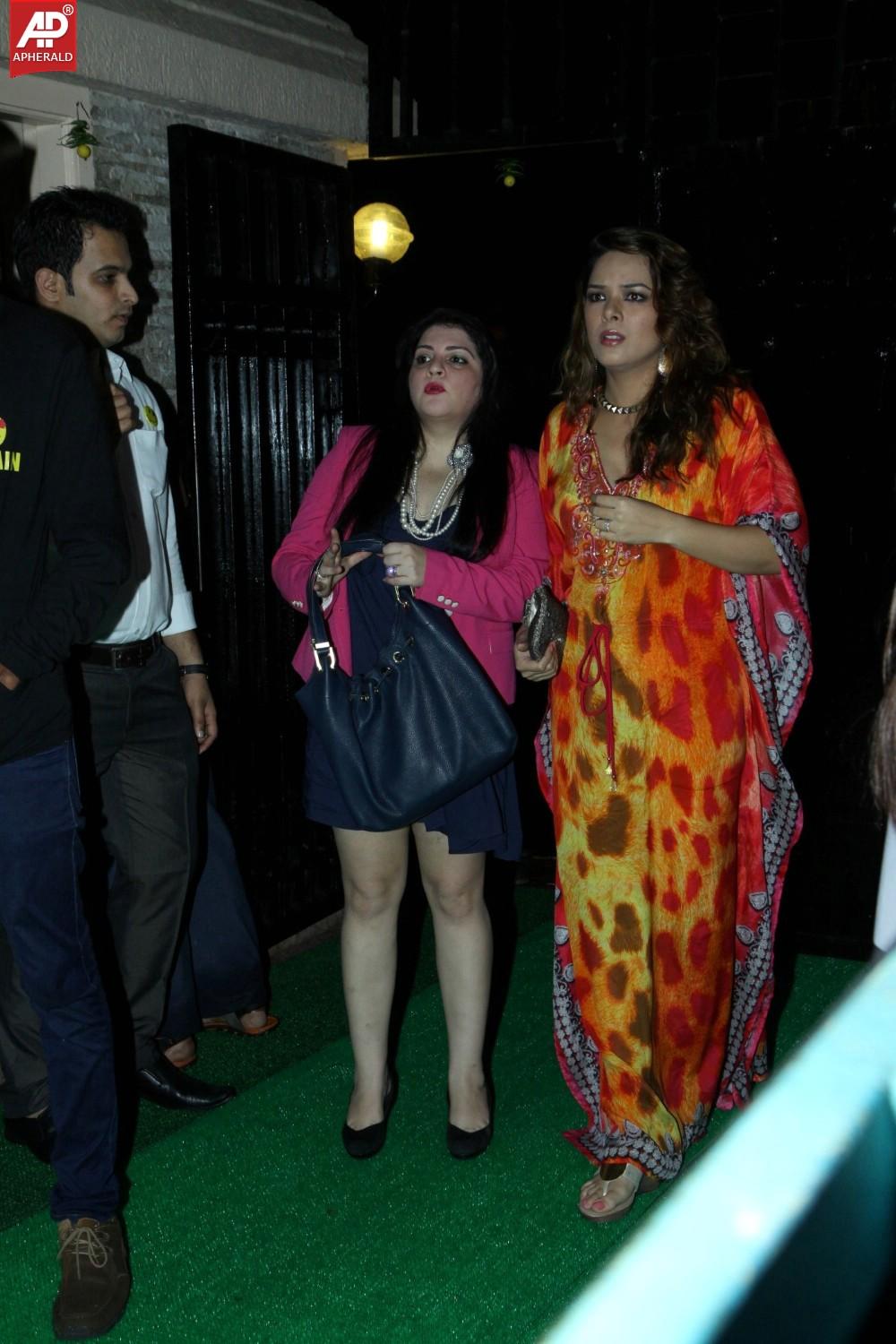 Stars At Ek Villain 100 Cr Success Bash Pics