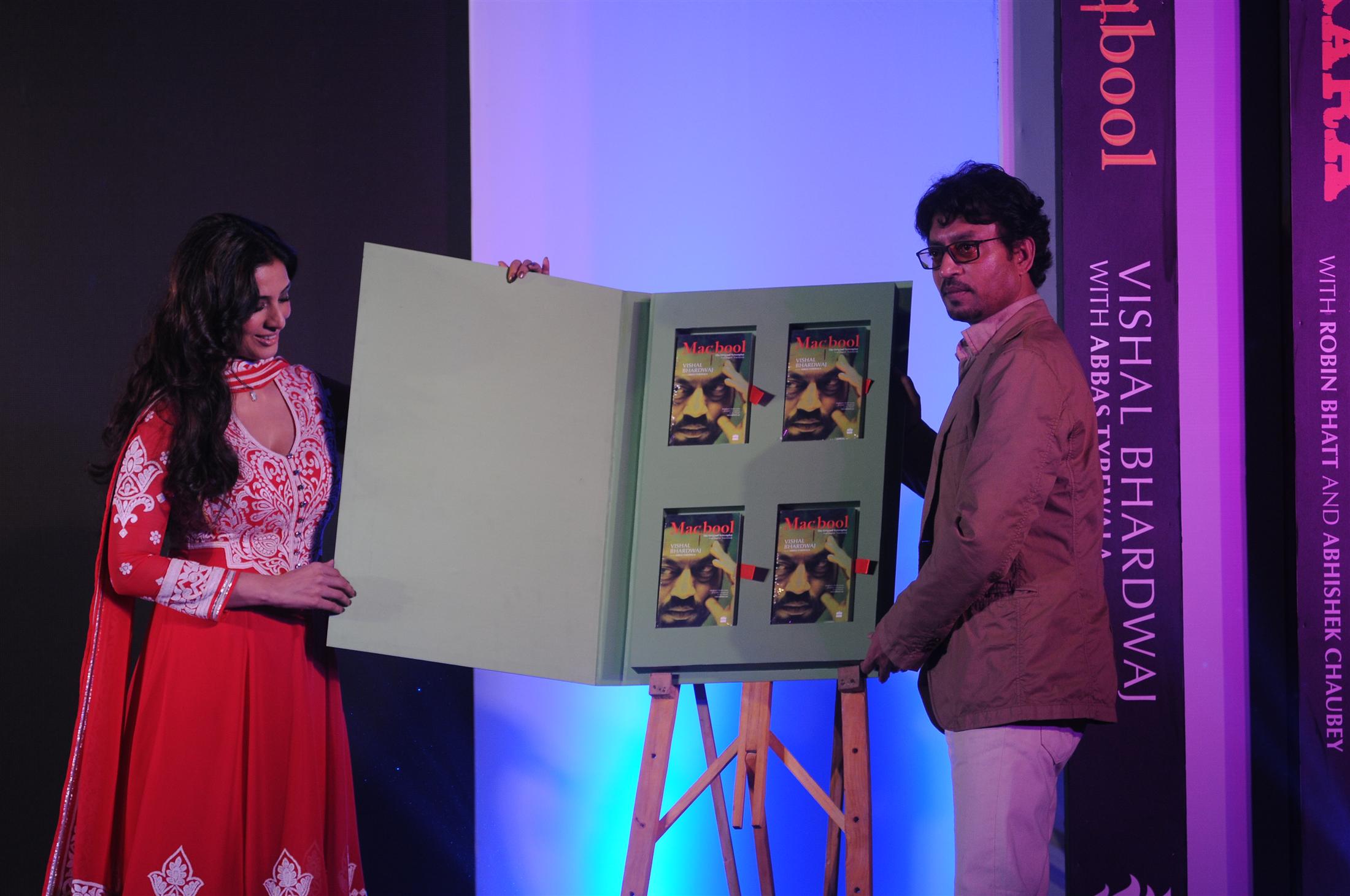 Stars At Launch of Book Haider Omkara Maqbool