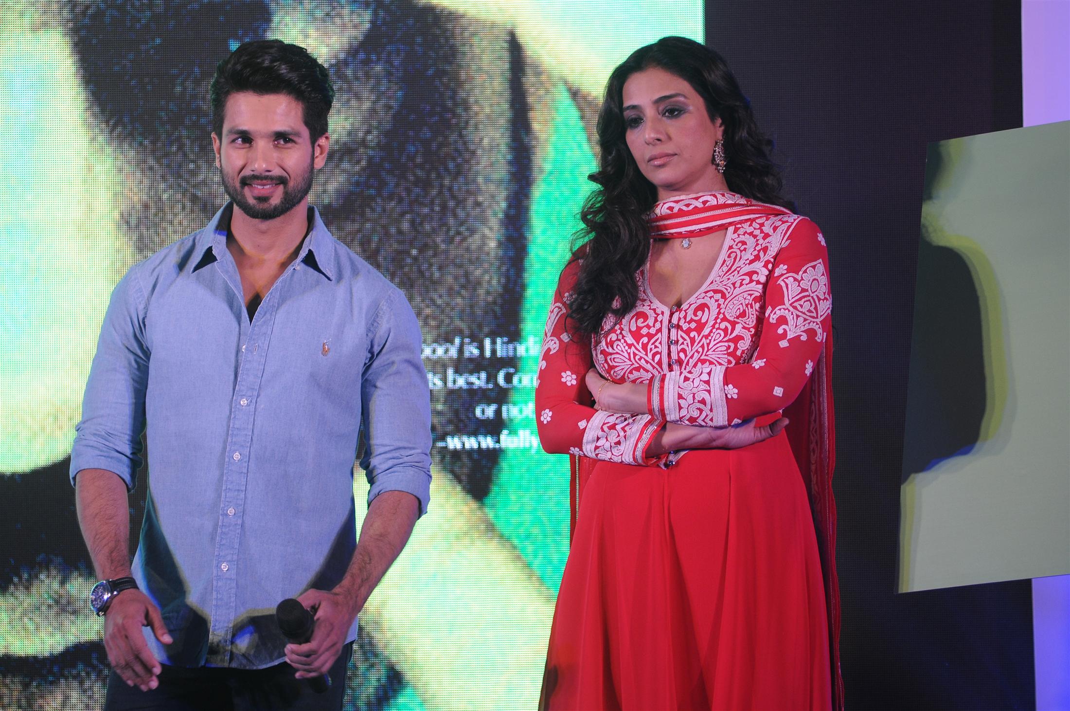Stars At Launch of Book Haider Omkara Maqbool