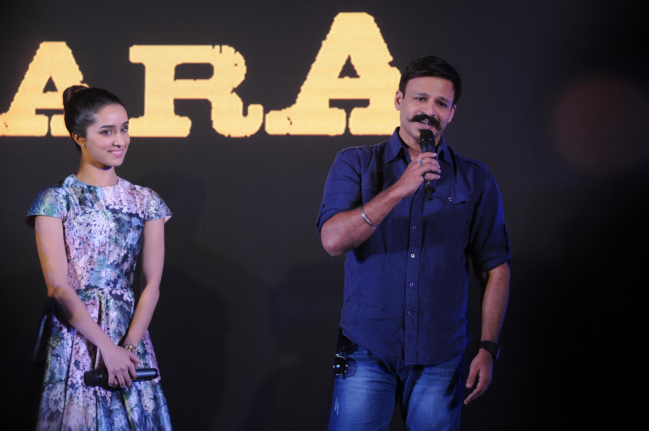 Stars At Launch of Book Haider Omkara Maqbool