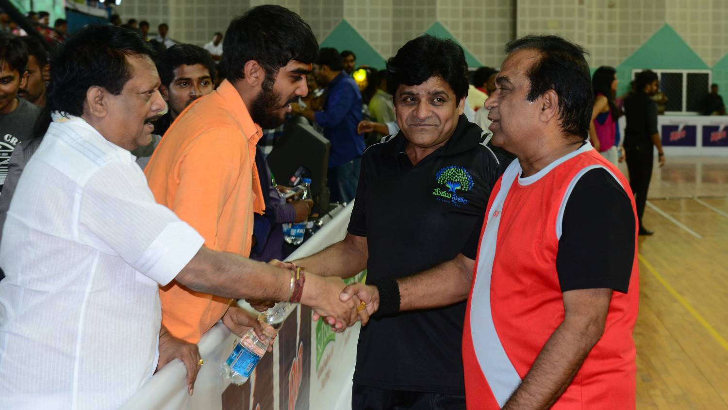 Stars at Memu Saitam Cricket Match
