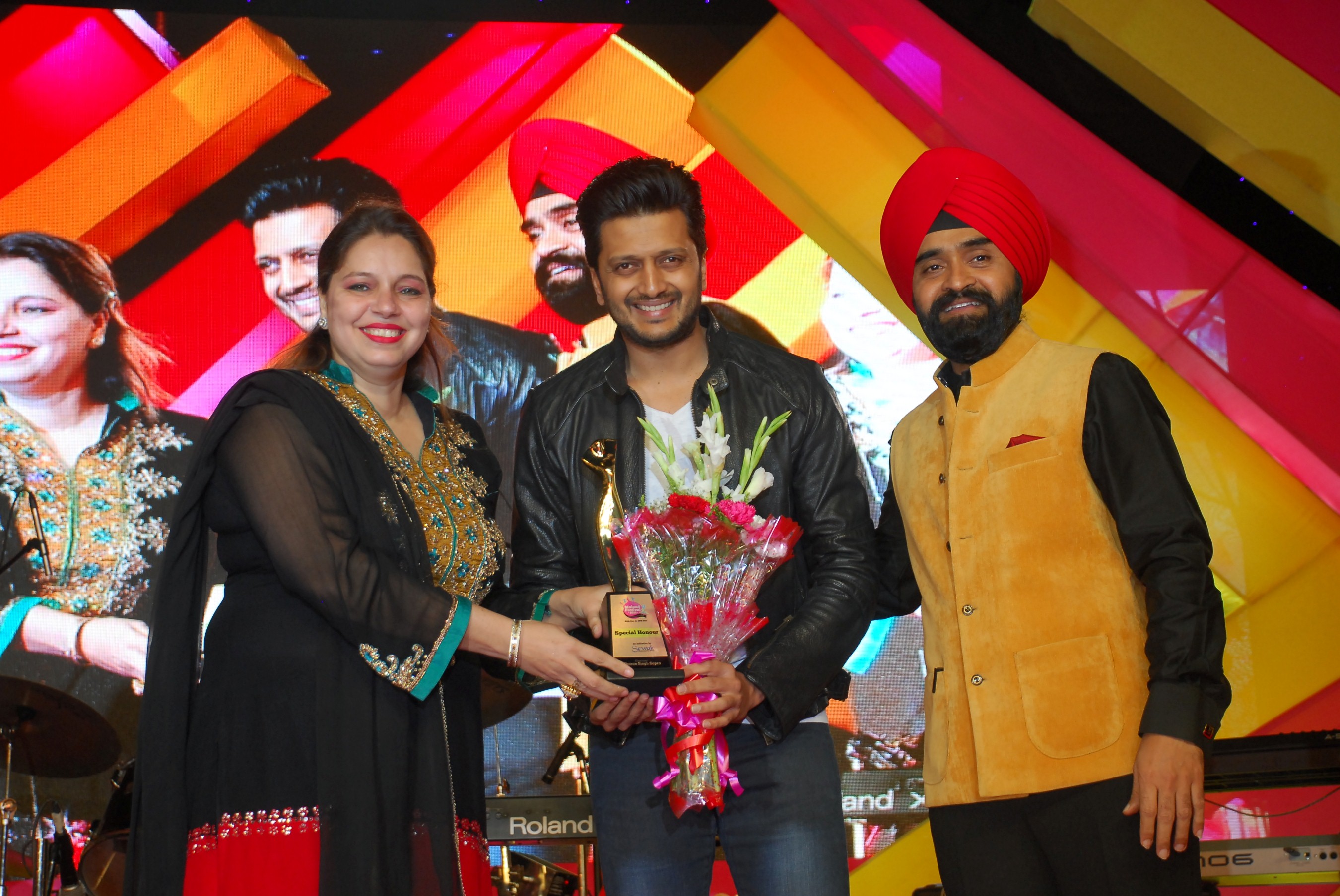 Stars At Mulund Festival 2014