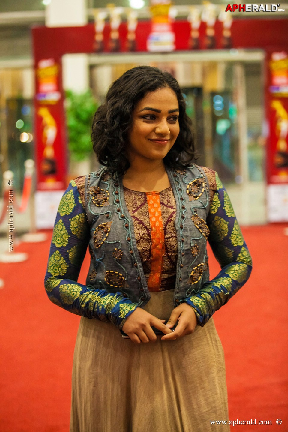 Stars at SIIMA 2013 Awards 5