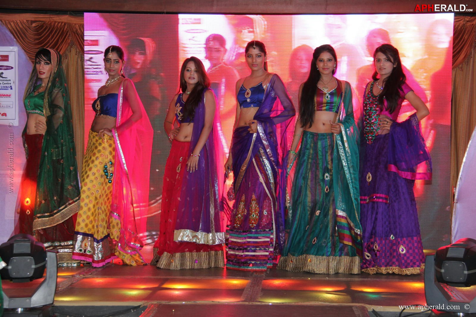 Style Mantra Fashion Show Photos