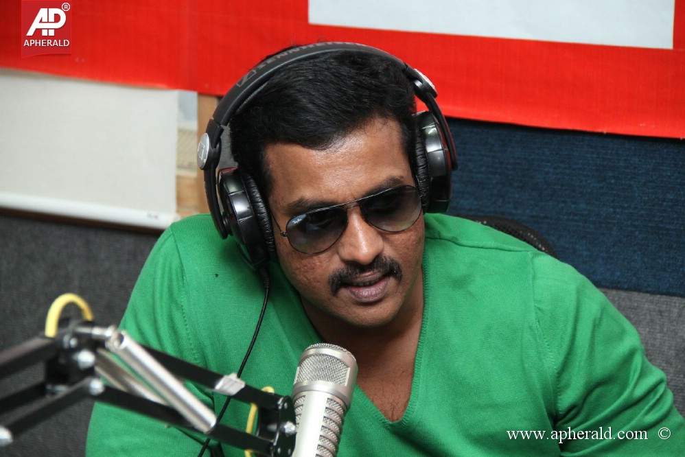 Sunil at 92.7 Big Fm