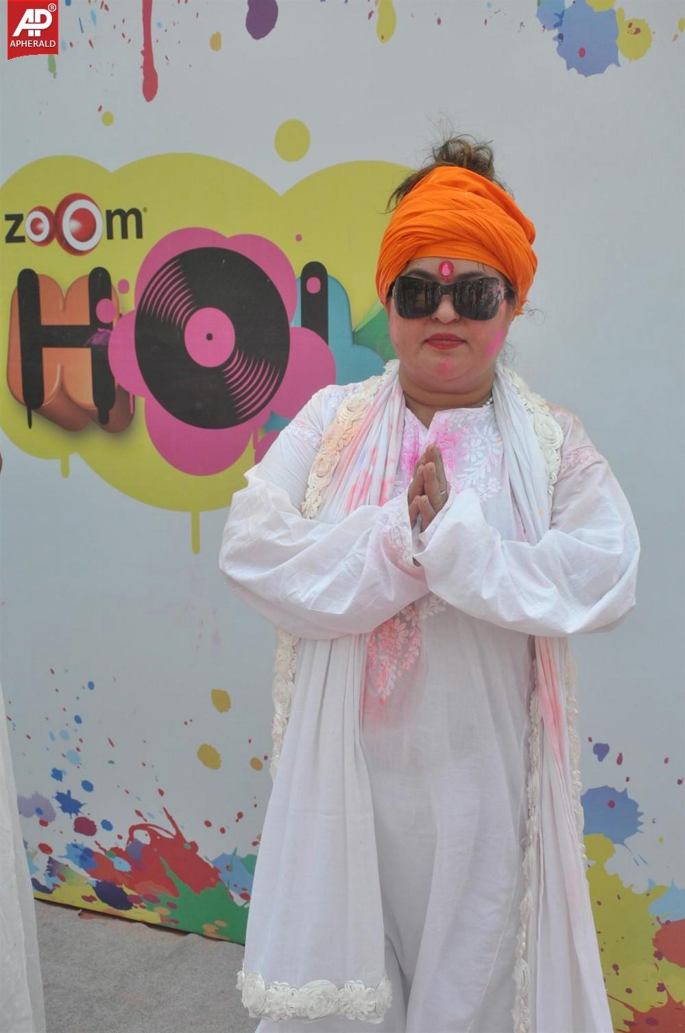 Sunny Leone Bolly Celebs at Zoom Holi Party