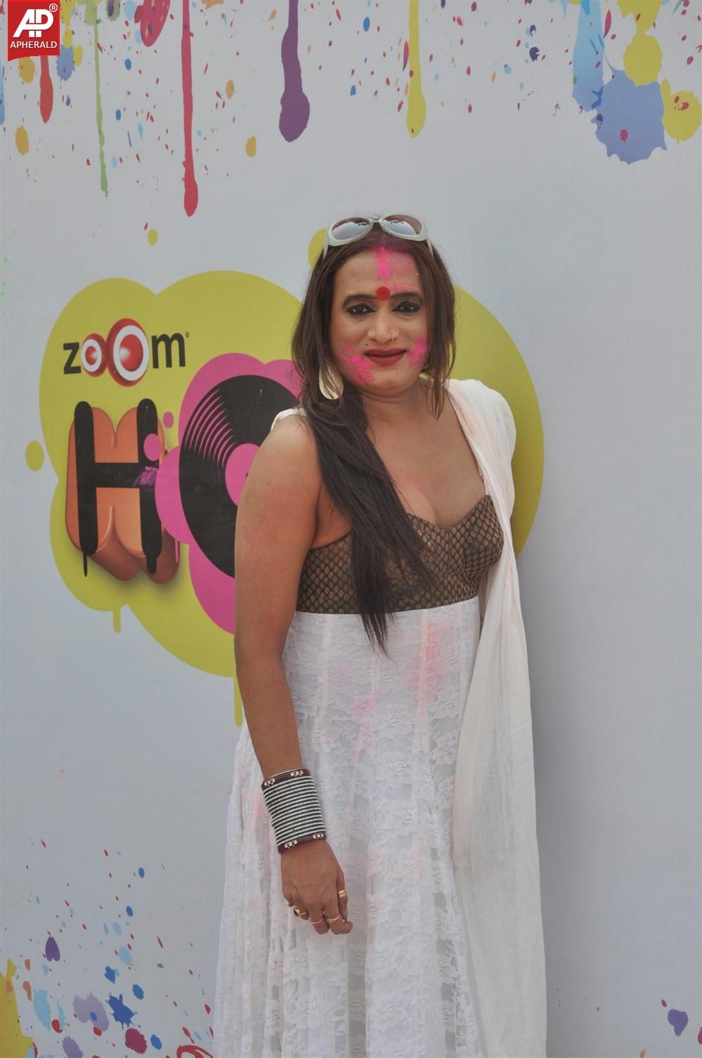 Sunny Leone Bolly Celebs at Zoom Holi Party