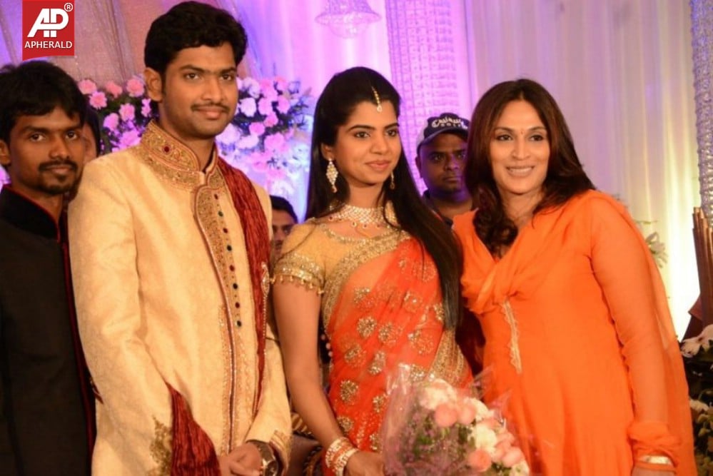 T Rajendar Daughter Ilakkiya Wedding Reception Photos