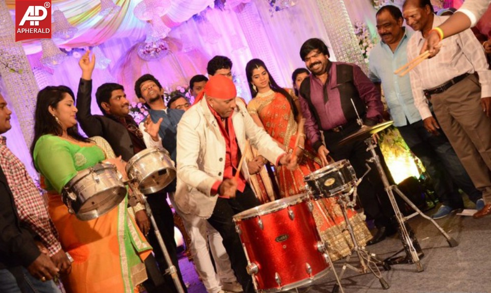 T Rajendar Daughter Ilakkiya Wedding Reception Photos