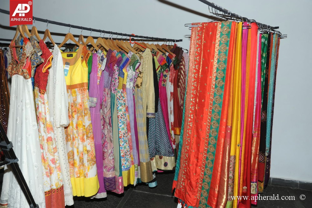 Tasyaah Fashion Show Logo Launch