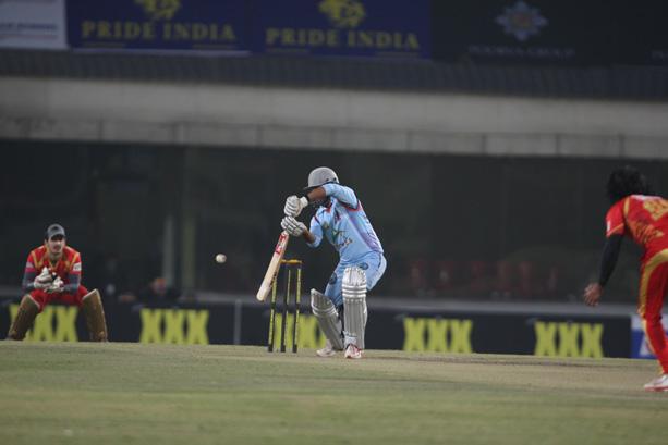 Telugu Warriors vs Bhojpuri Dabanggs Match Photos