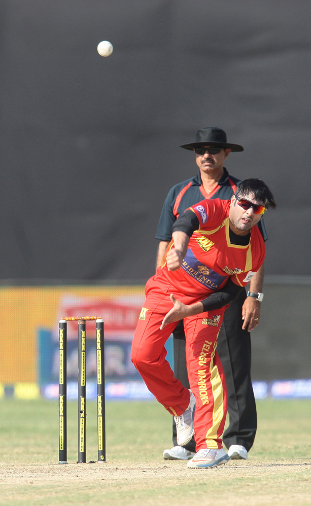 Telugu Warriors Vs Karnataka Bulldozers Match Photos