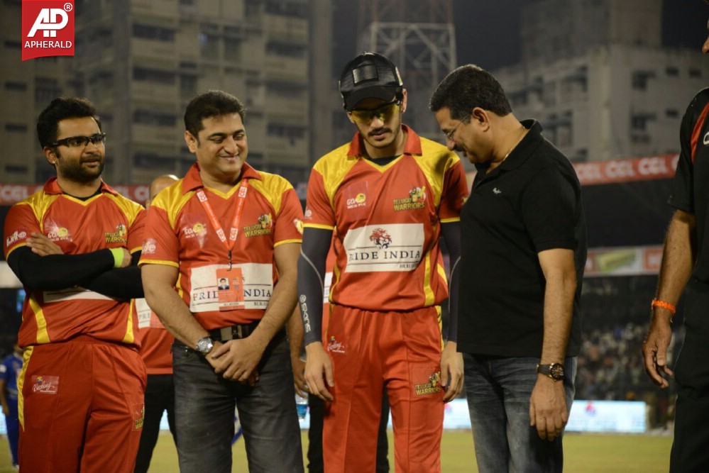 Telugu Warriors Vs Karnataka Bulldozers Match