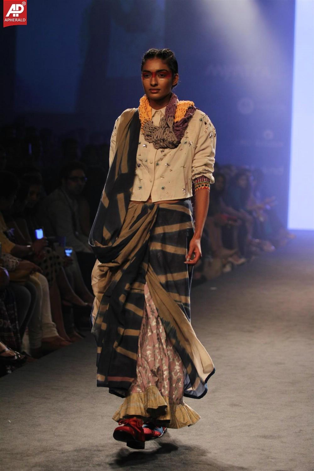 Models Ramp Walk at The Myntra Fashion Weekend 2014