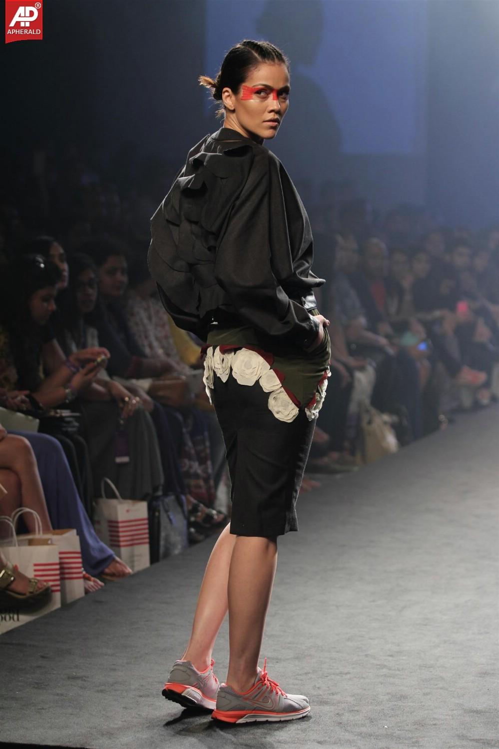 Models Ramp Walk at The Myntra Fashion Weekend 2014