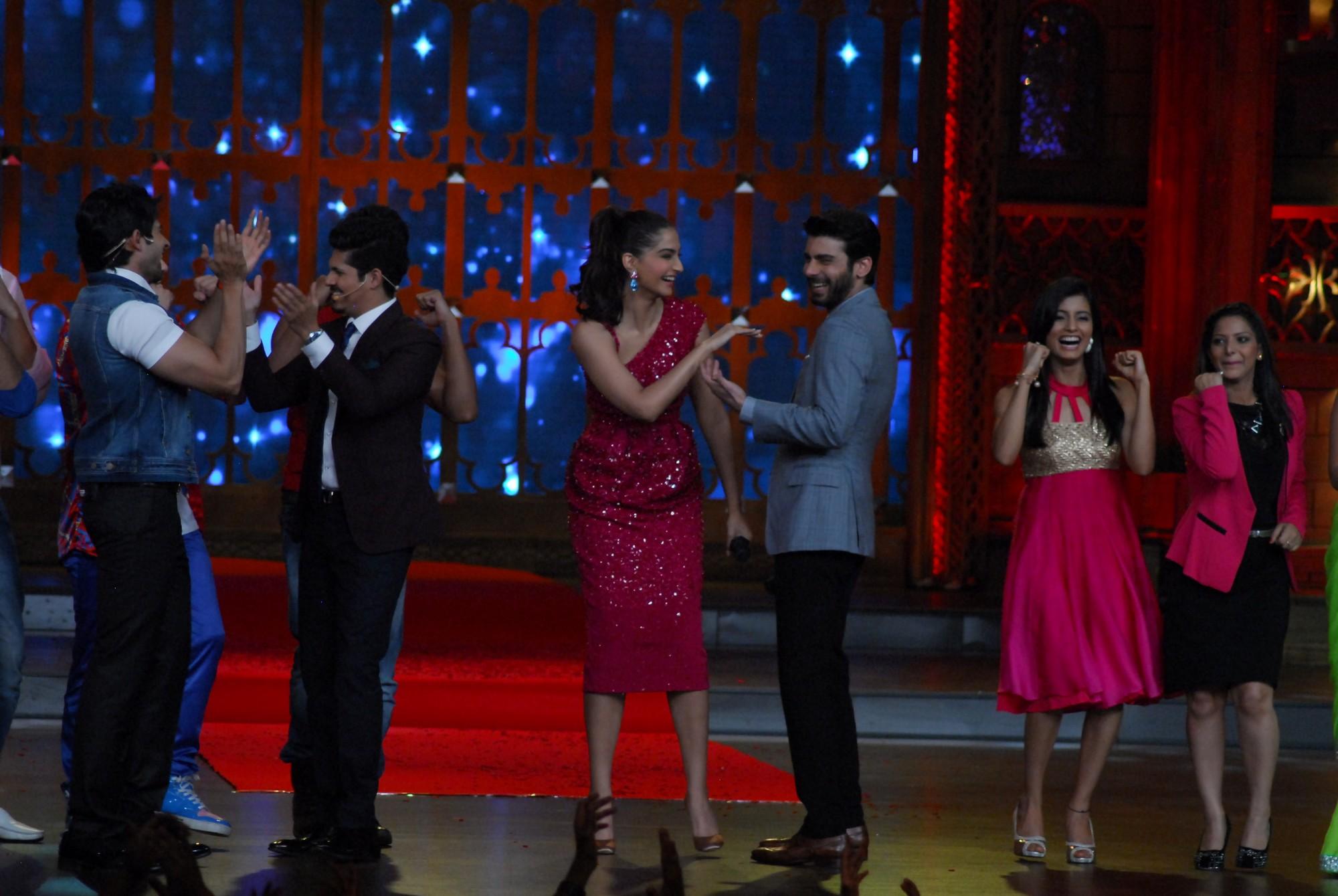 Sonam n Fawad Khan On The Sets Of India's Best Cine Stars Ki Khoj