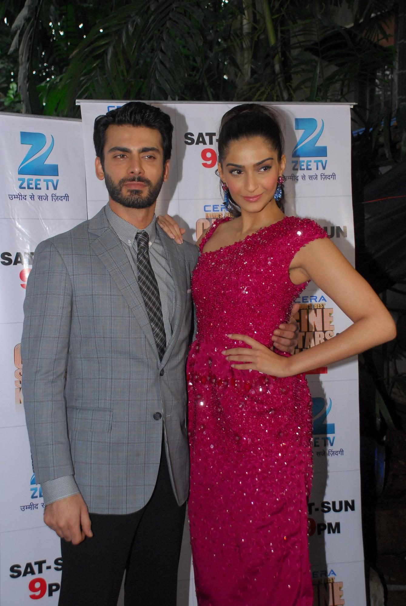 Sonam n Fawad Khan On The Sets Of India's Best Cine Stars Ki Khoj