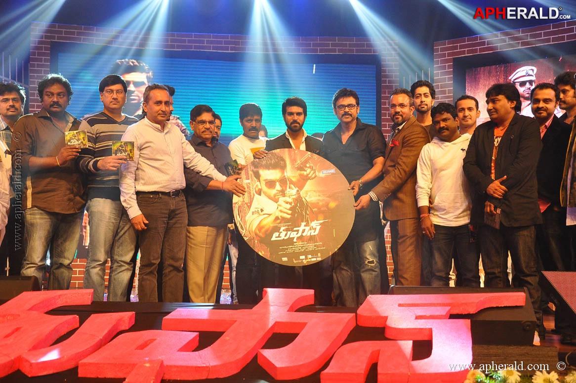 Thoofan Audio Launch Photos 4