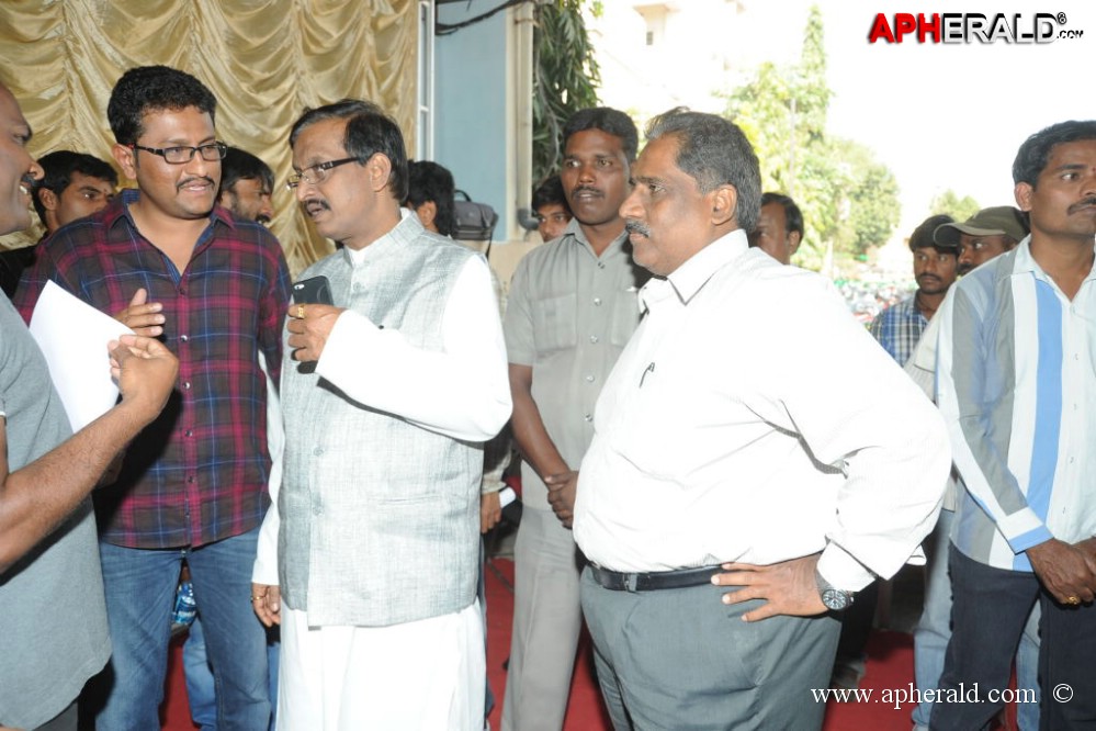 Toli Sandhya Velalo Movie Opening